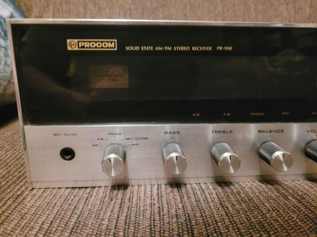 Procom PR-900 Stereo Receiver Working Vintage Rare in General Electronics in Sarnia - Image 2