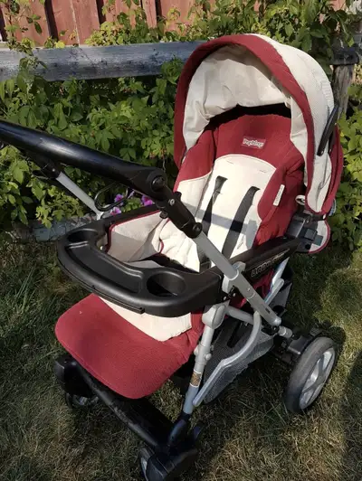 Stroller Peg Perego - lies flat faces in or out, View more