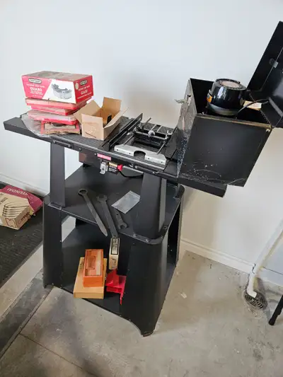 Router + Router Table, View more