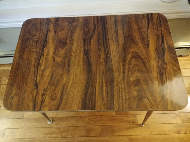 Antique brown table - pu in Porters Lake in Other Tables in Dartmouth - Image 2