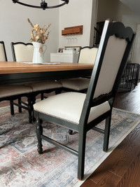 Dining room chairs - chaise 