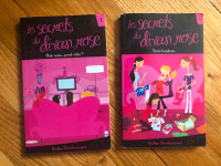 LIVRE  * LES SECRETS DU DIVAN ROSE ** tomes1 et 2 (6$ le lot )