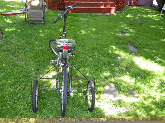 velo pour adulte 4 roue in Road in Granby - Image 4