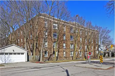 Private Room for rent in 2 Bedroom 1 Bathroom Apartment