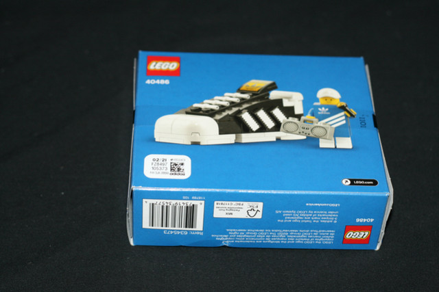 LEGO 10282 ADIDAS ORIGINALS SUPERSTAR + 40486 PROMO - NEW/SEALED in Toys & Games in Red Deer - Image 3