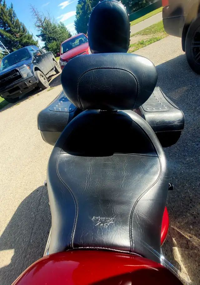 2002 Honda VTX 1800R - Low kms! in Street, Cruisers & Choppers in Lethbridge - Image 6