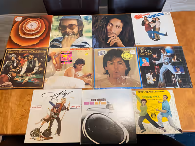 11 vinyl records offers welcome all in pretty much mint condition and originals