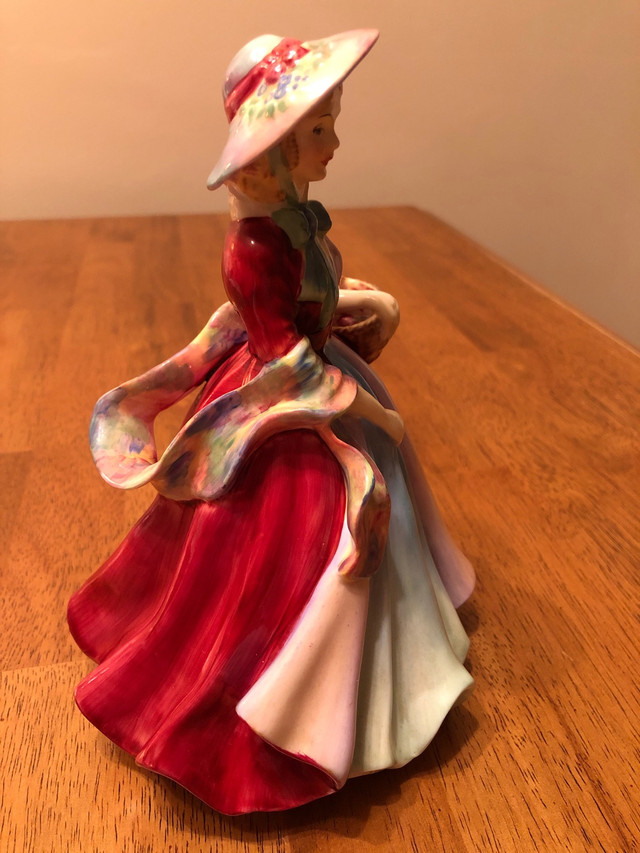 Bone China Royal Doulton Lady in Arts & Collectibles in Edmonton - Image 3