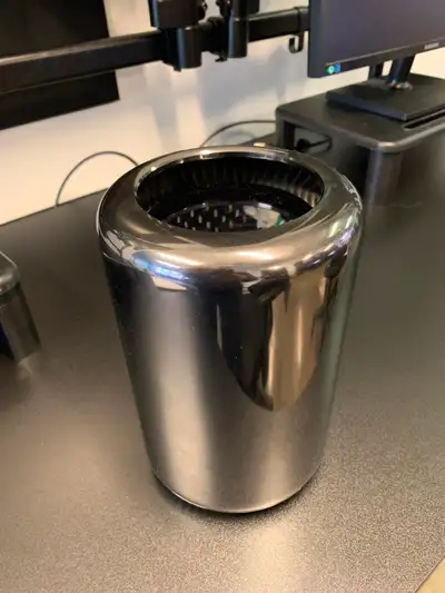 Mac Pro (Late 2013), View more