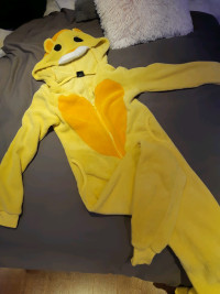 Costume  ou pyjama lion jaune