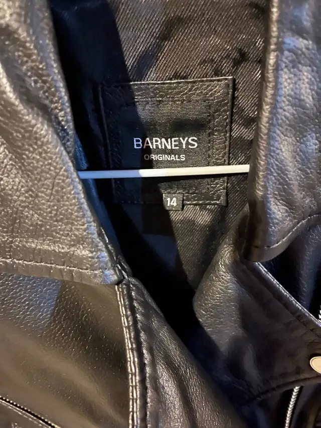 Barneys Originals Women’s Leather Motorcycle Jacket   in Women's - Tops & Outerwear in Cambridge - Image 5