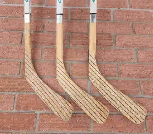 Titan Hockey Sticks - Ultra Pro Senior in Hockey in Oshawa / Durham Region - Image 2
