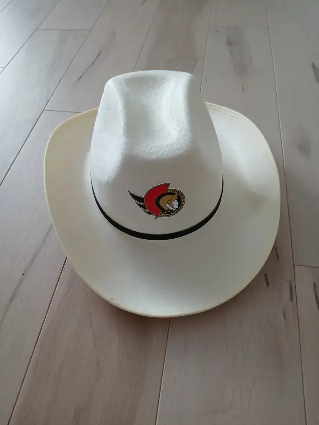 Sens Cowboy Hat in Other in Ottawa - Image 2