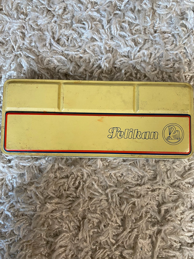 Vintage watercolour tin in Arts & Collectibles in Saskatoon - Image 3