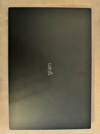 LG Gram 17 Black / i5-1135G7 / 16GB RAM / 512GB SSD