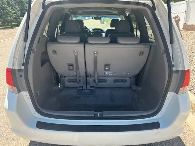 2008 Honda Odyssey EX L - RARE - 8 PASSAGER - LOW KM63860079041795124