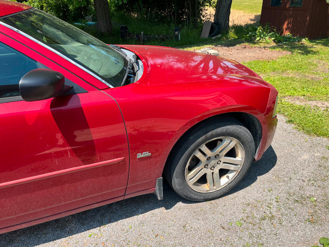 2006 dodge charger in Cars & Trucks in Ottawa - Image 2