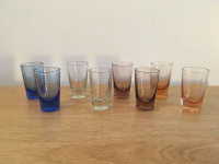 Antique 8 verres de couleur Bohemian Glass Luquir Glasses 