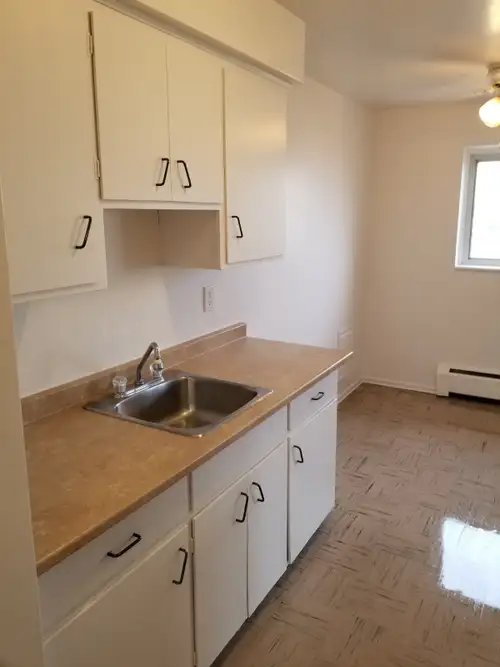 407 Hazel St. Hazel St. & Columbia St. This Property offers: On site laundry facility Conveniently l...