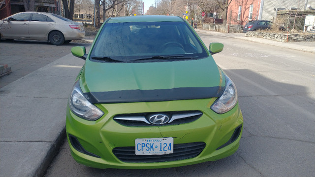 2012 Hyundai Accent in Cars & Trucks in Ottawa - Image 2