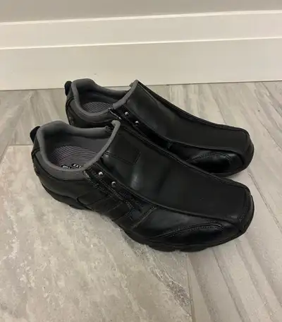 Extra wide, sketchers, memory foam black men's US size 12, View more