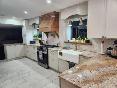 House on Airport Hill for rent