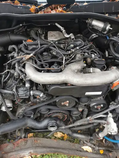 Selling a complete a 2010 Audi Q7 TDI engine. 260000km Price $1500.
