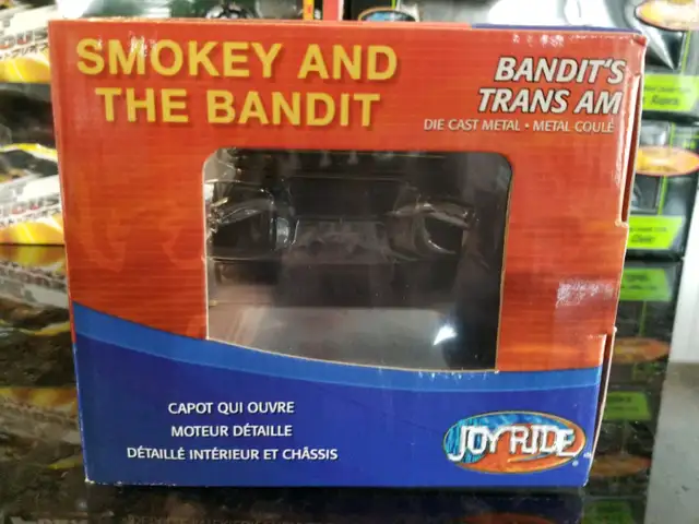 Diecast Smokey and the Bandit Pontiac Trans Am Tooned in Arts & Collectibles in Markham / York Region - Image 6