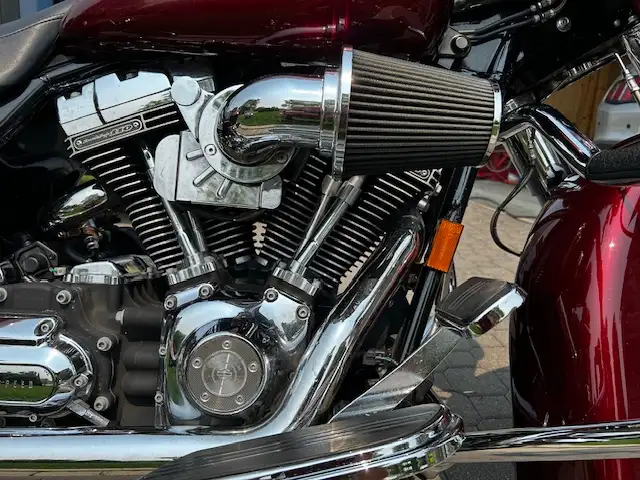 2008 Harley Davidson FLHX Street Glide in Touring in Winnipeg - Image 4