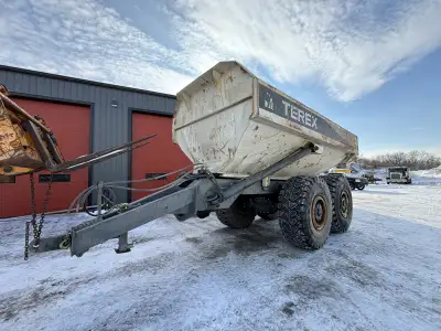 Ready to go Terex 25ton rock wagon. Nicely balanced ready for farm Or construction use. Pull type wo...