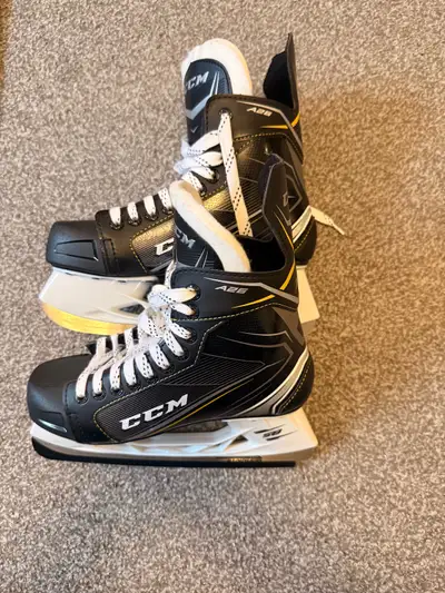Ice Hockey Skates Black size 6, View more