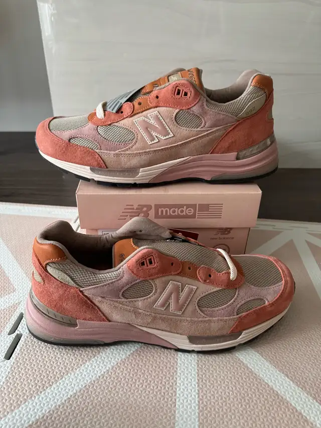 DS / Brand New New Balance 992 Aged Well Joe Fresh Goods sz 11.5 in Men's Shoes in Markham / York Region - Image 3