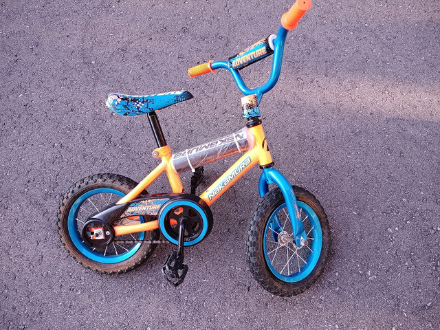 New kids bike in Kids in Oshawa / Durham Region