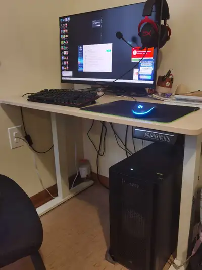 Full set desktop 27inches 4K Screen assembled 8 months ago, View more
