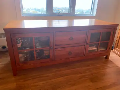 Hutch / Butter - Solid Oak, View more