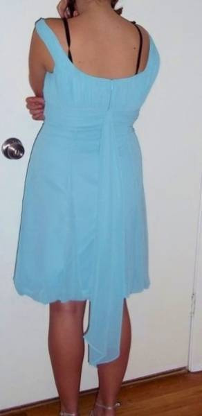 Baby Blue Prom / Bridesmaid / Grad Dress  Size 8 - 10 in Wedding in City of Toronto - Image 3