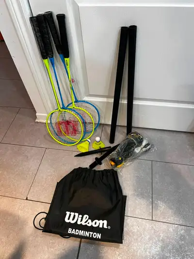 Set de badminton comme neuf, View more