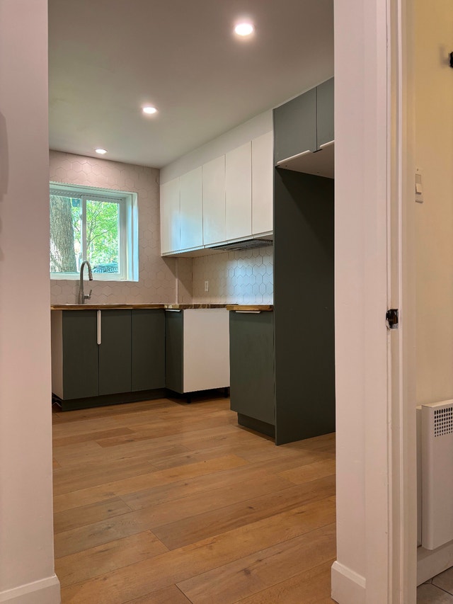 Logement 4 1/2 à louer — photo 1