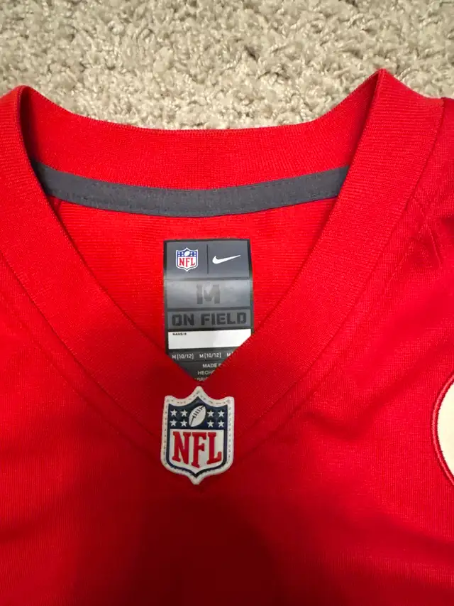 NFL Kansas City Chiefs Mahomes Youth Jerseys in Other in Edmonton - Image 6