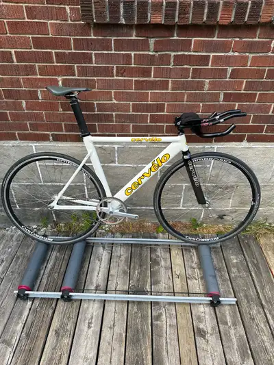Bicycle roller trainer for indoor bike. Works well. Used but has absolutely no issues and is fantast...