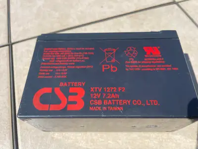 12V batteries 7.2 AH. Have several available all hold a charge.