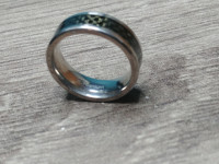 Silver-Tone Titanium Ring w/ Carbon Fibre Inlay
