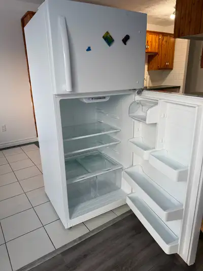 Réfrigérateur, View more