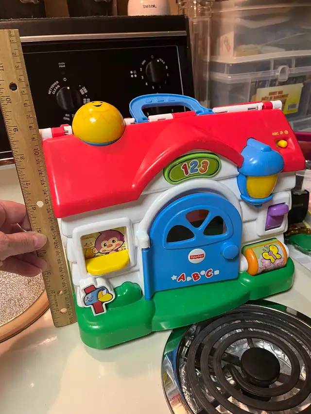Fisher Price ABC’s and 123’s House $15 in Toys in Winnipeg - Image 2