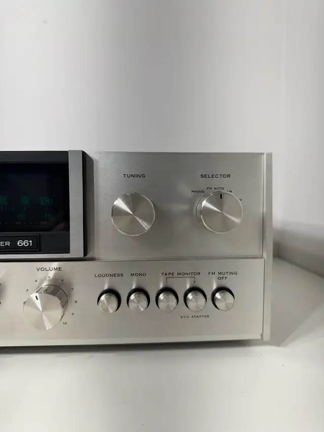 Sansui 661 AM/FM Stereo Receiver immaculate condition. in Stereo Systems & Home Theatre in Mississauga / Peel Region - Image 7