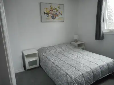 -FURNISHED ROOM FOR RENT IN KANATA -VERY CLEAN & QUIET -ALL UTILITIES INCLUDED ( INTERNET, HEAT , HY...