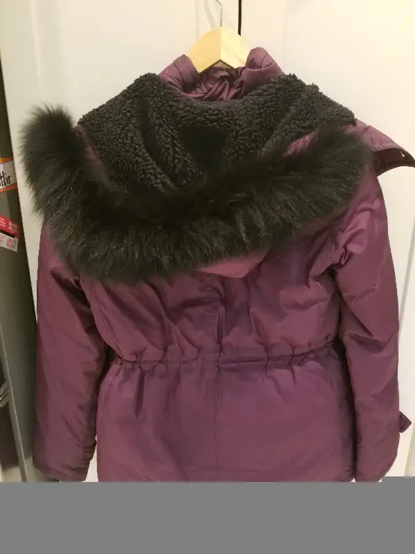 Burberry Brit Winter Jacket in Women's - Tops & Outerwear in Mississauga / Peel Region - Image 8