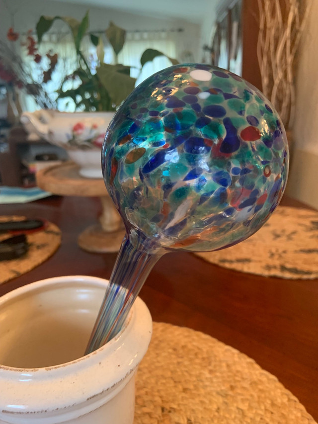 UNIQUE•RARE COLOUR PATTERN•LARGE WATERING BALL ! BRAMPTON !  in Home Décor & Accents in Mississauga / Peel Region