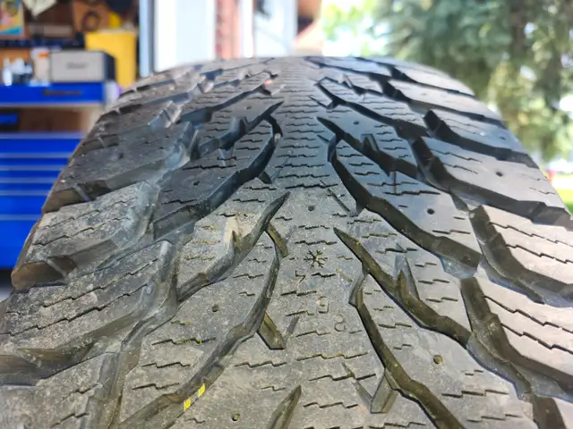 Pneus hiver 265/70/R17 in Tires & Rims in City of Montréal - Image 7
