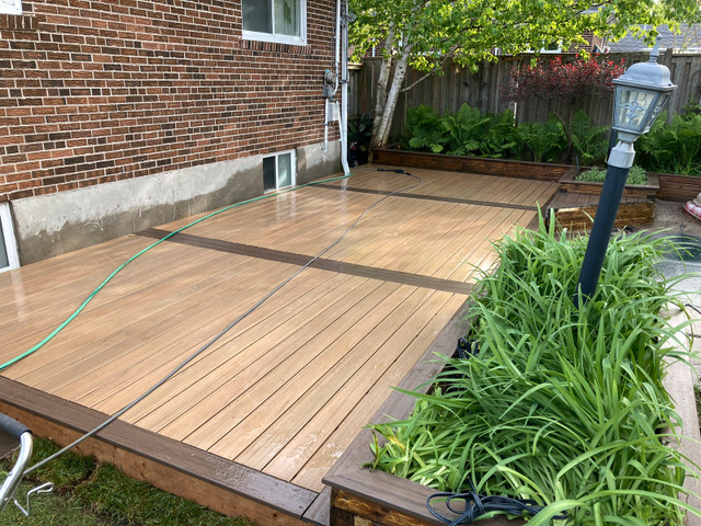 CUSTOM DECKS AND FENCES Sand Stain Build Repair in Fence, Deck, Railing & Siding in Calgary